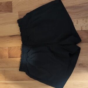 4 for $20🏷️ All In Motion High Rise Shorts